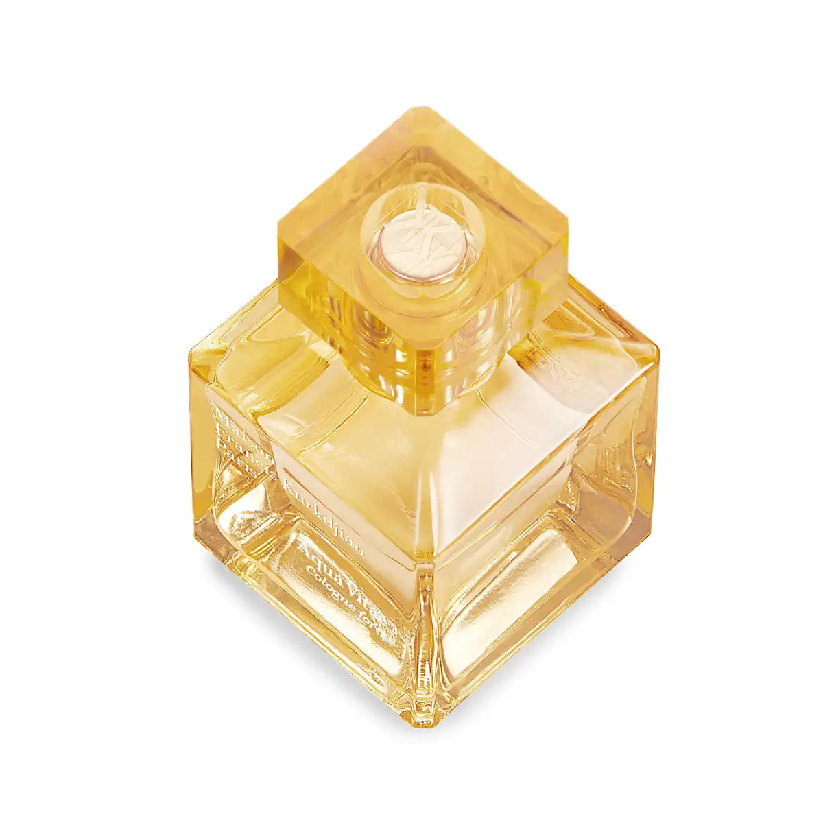 Maison Francis Kurkdjian Paris - Aqua Vitae Cologne Forte Flakon aus klarem Glas mit bernsteinfarbenem Duft vor weißem Hintergrund