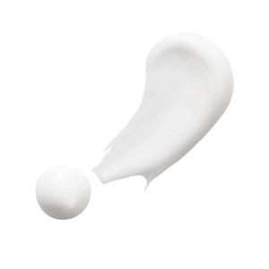 mawiLove - 06.2 - Good Night! CEO - Soothing Couperose Cream Texturprobe der beruhigenden Pflegecreme auf weißem Hintergrund